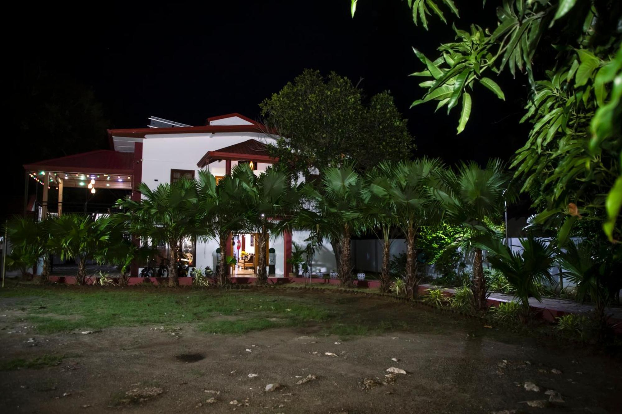 Golden Star Guest House Jaffna Eksteriør bilde