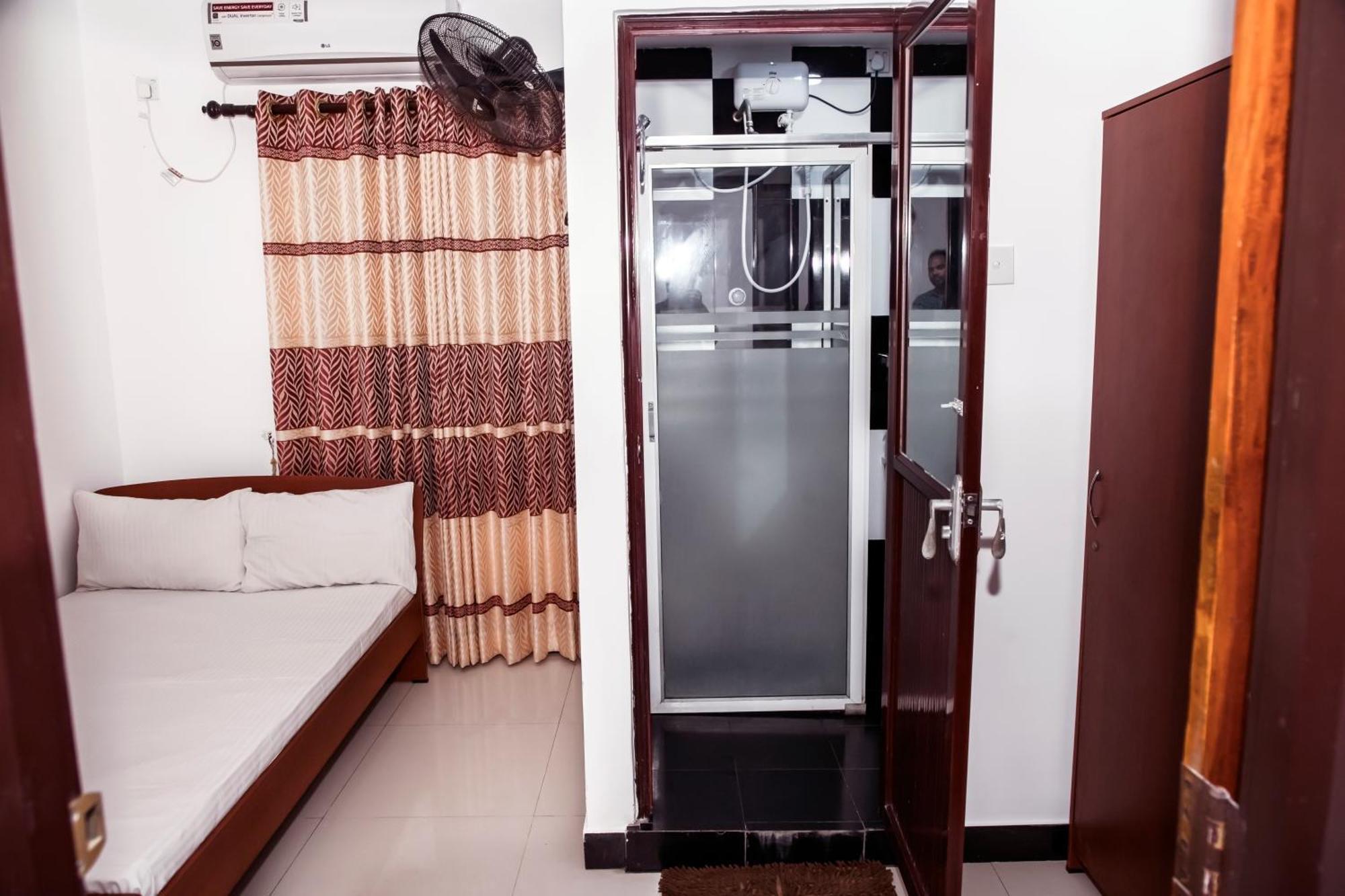 Golden Star Guest House Jaffna Eksteriør bilde